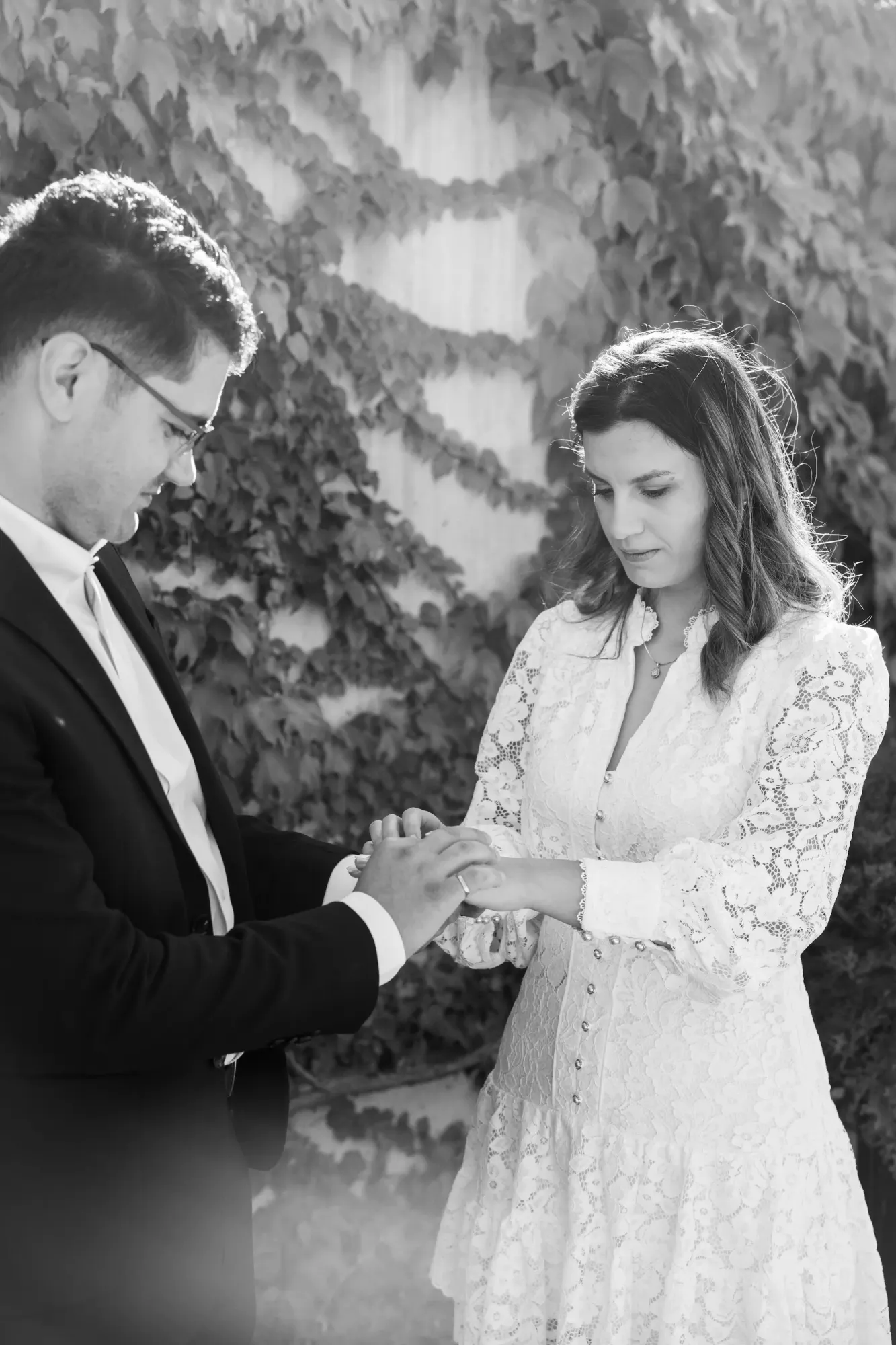 Toronto wedding photographer — City Hall Charm 4