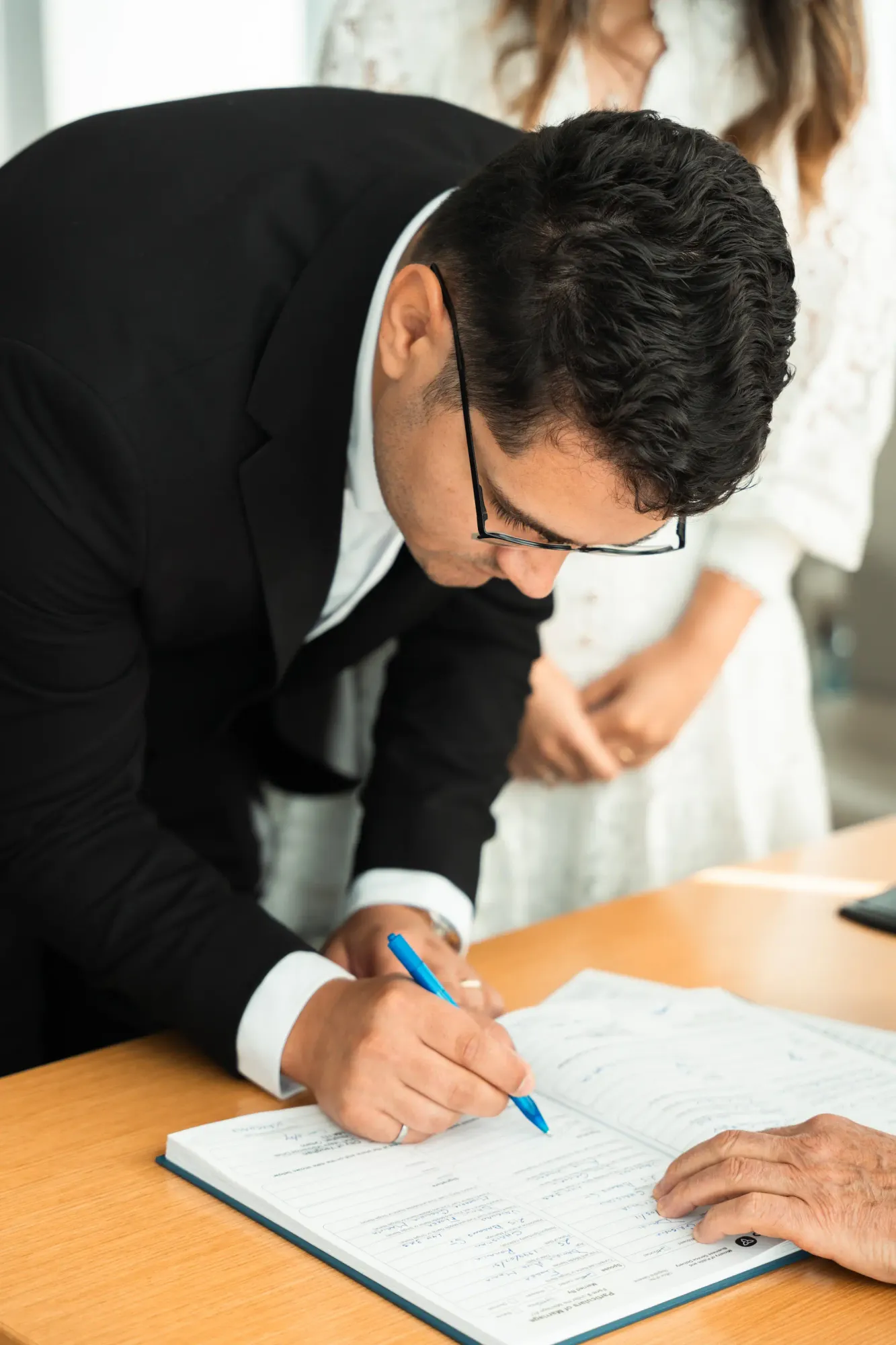 Toronto wedding photographer — City Hall Charm 7