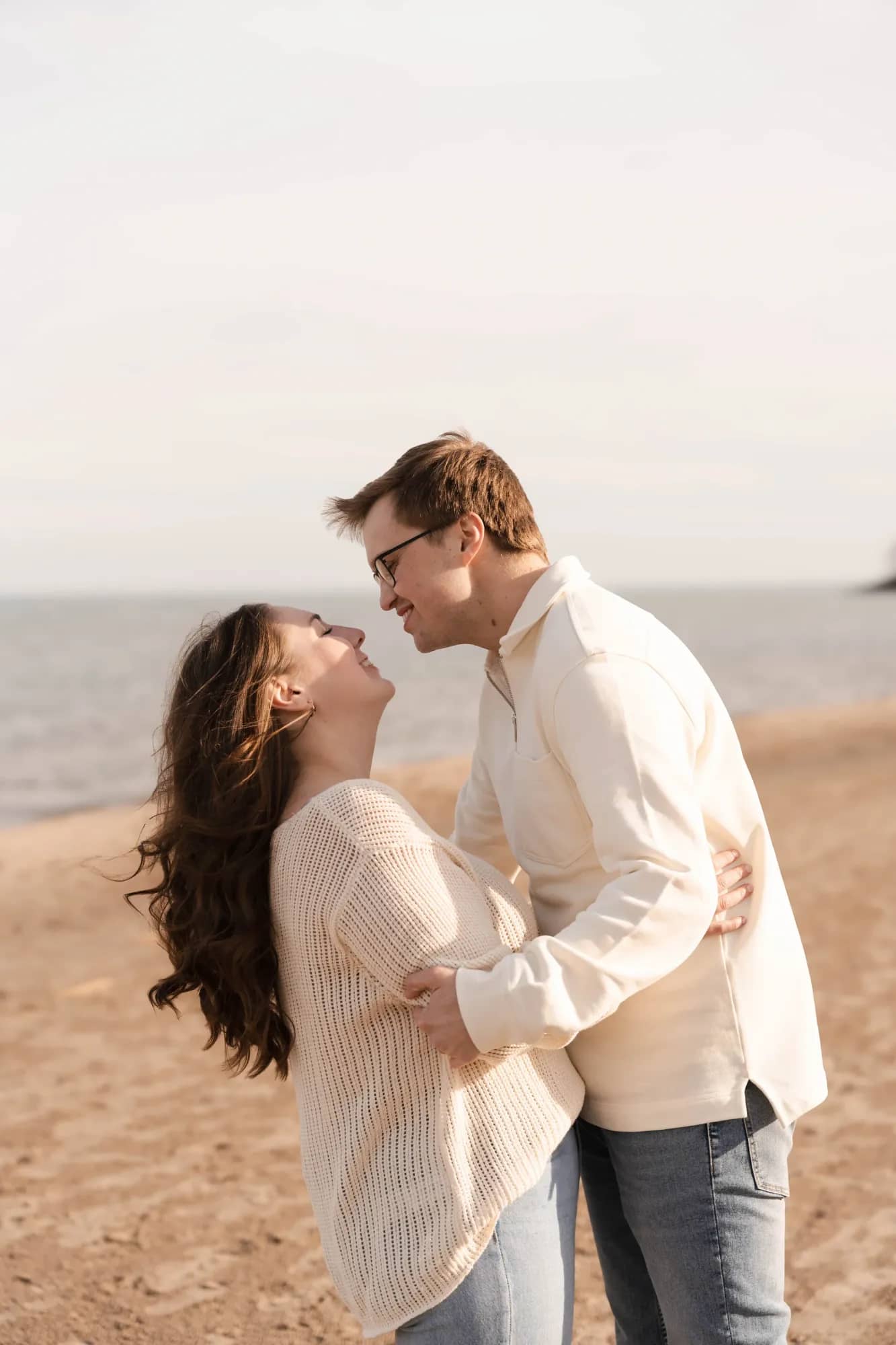 Toronto maternity photographer — Sand & Sea 3